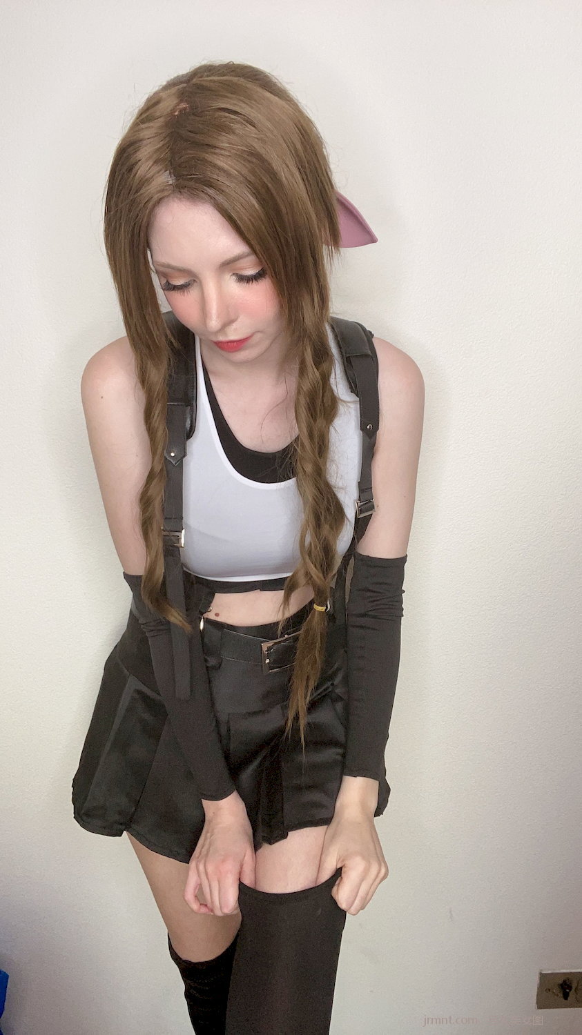 VOL.Peach ڳ˿߸Ь COSERͼ]  milkyAerith TifawaPP [ 7ҳ 